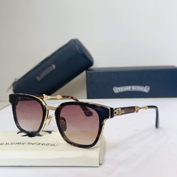 Picture of Chrome Hearts Sunglasses _SKUfw76034325fw